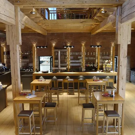 Sutter's Landhaus Gensingen