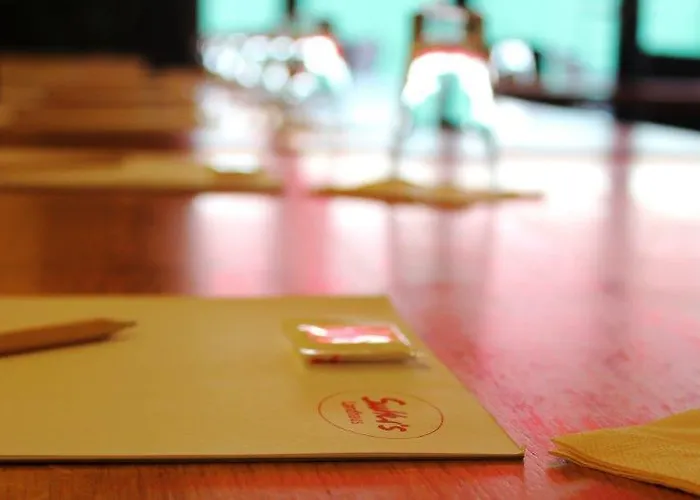 Sutter's Landhaus מלון 3*