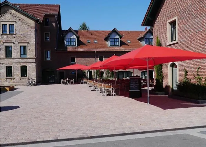 Sutter's Landhaus מלון 3*