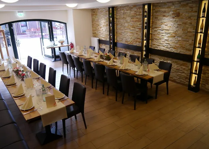 מלון Sutter's Landhaus 3*